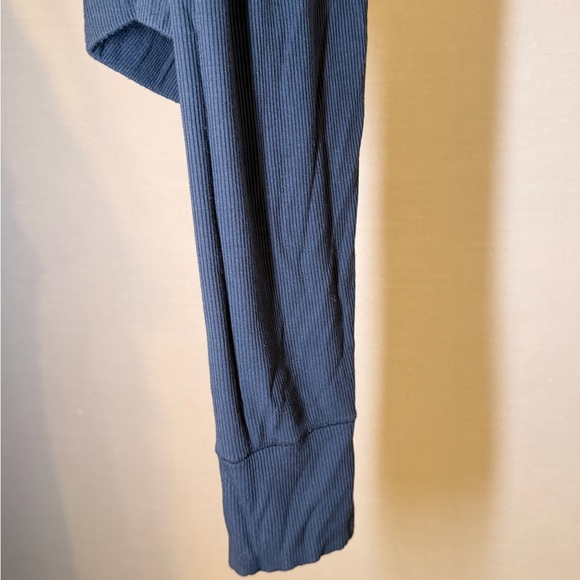 Skims soft lounge graphite leggings - Picture 3 of 4